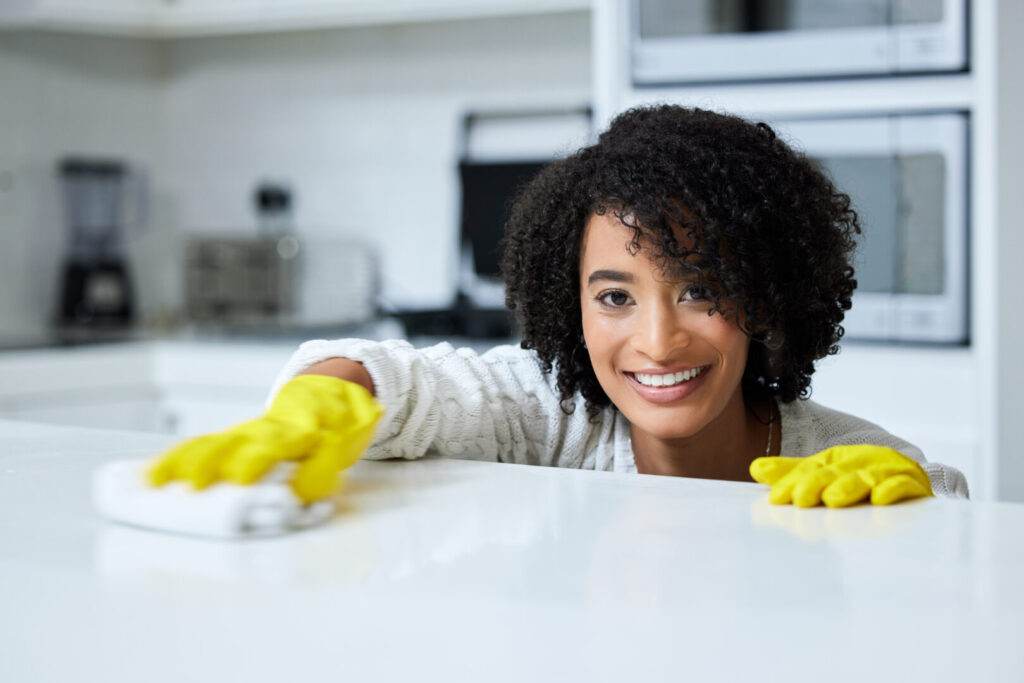 Quick Clean-Ups: How to Prepare Your Home for Last-Minute Guests